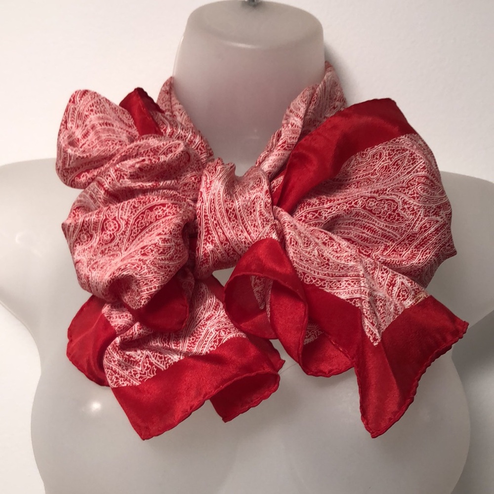Ellen Tracy Elegant Rectangular Scarf In Red. Pai… - image 3